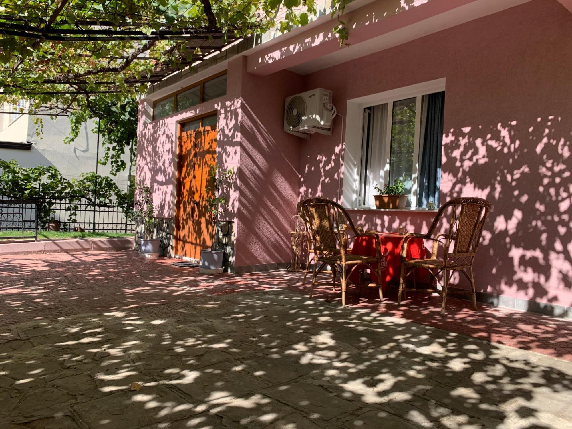 Vila Spaho Korce Exterior photo